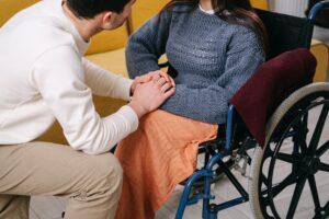 Home Care Services: When It’s Time to Consider Home Care